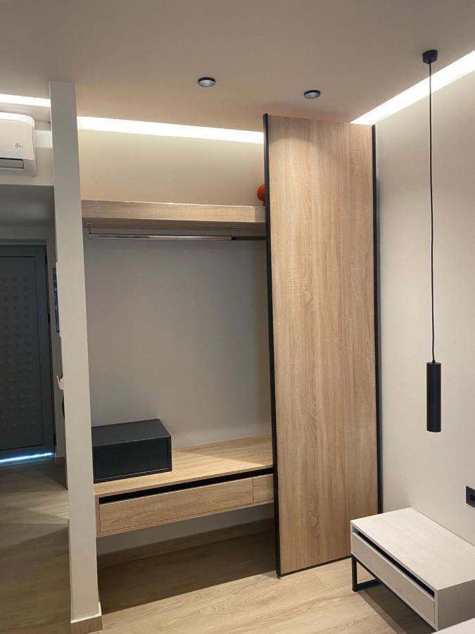 Barbie Hotel Apartments 이알리소스 외부 사진