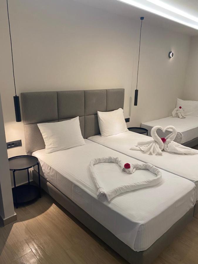 Barbie Hotel Apartments 이알리소스 외부 사진